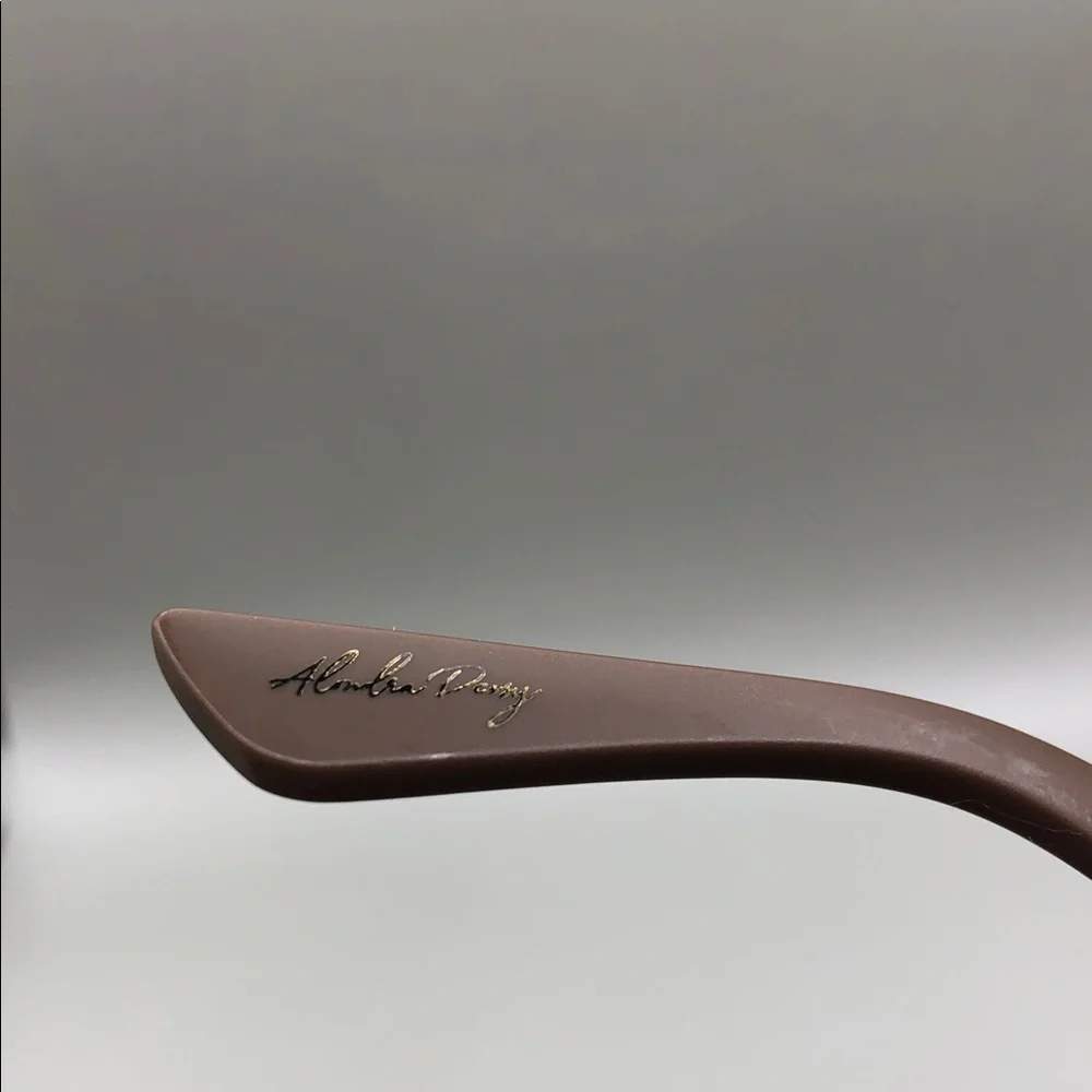 Dime Optics Sunset Sunglasse Square Gradeint Lens Sharp Cat Eye Frame Brown
